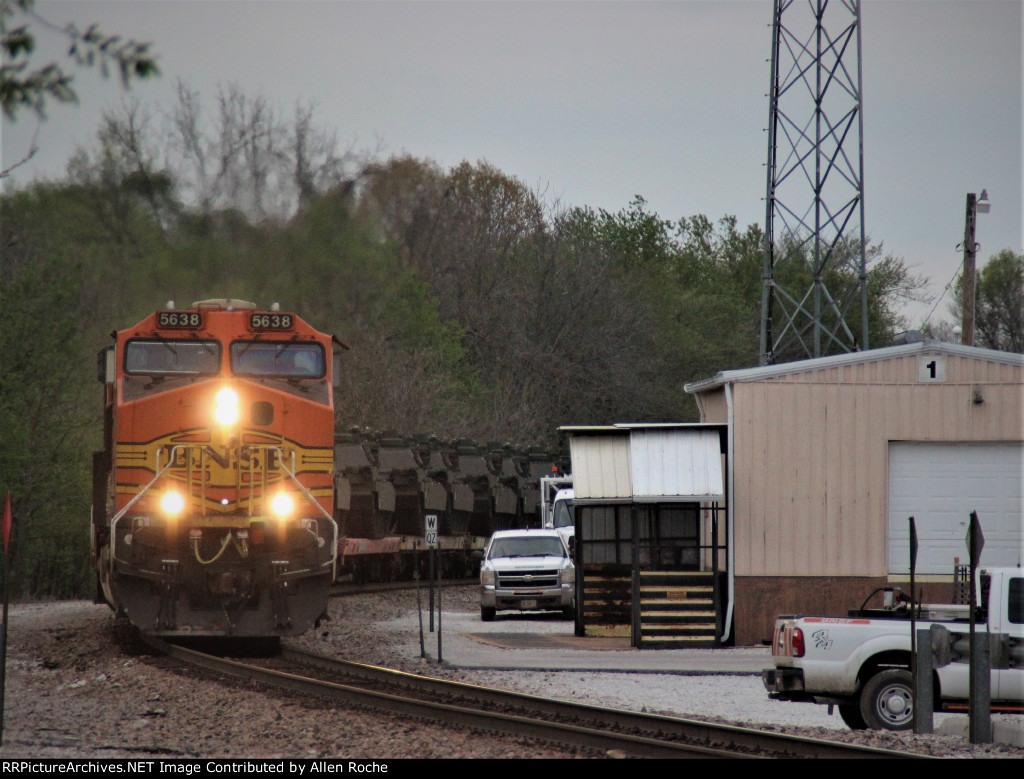 BNSF 5638